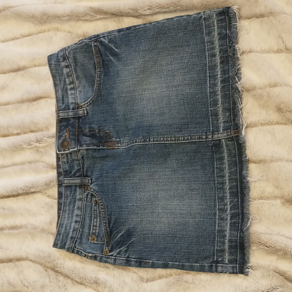 So juniors jean skirt